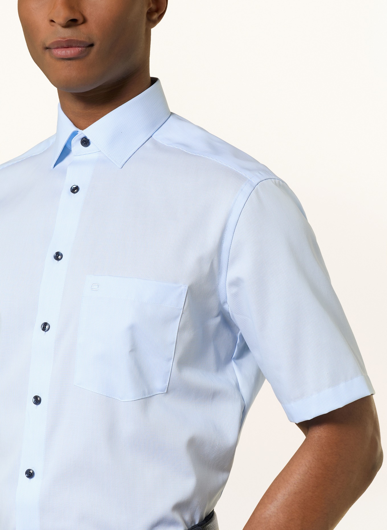 OLYMP Kurzarm-Hemd Luxor comfort fit: HELLBLAU / WEISS