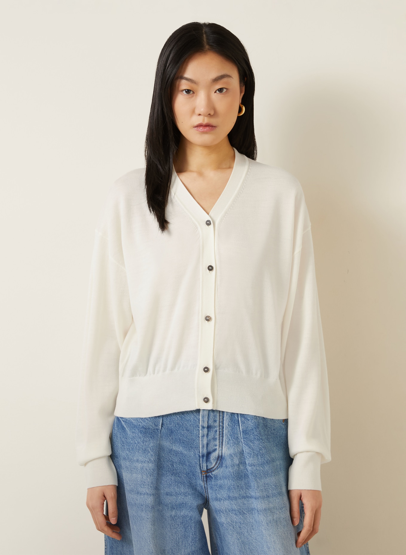 JACQUEMUS Strickjacke LE CARDIGAN J aus Merinowolle: CREME