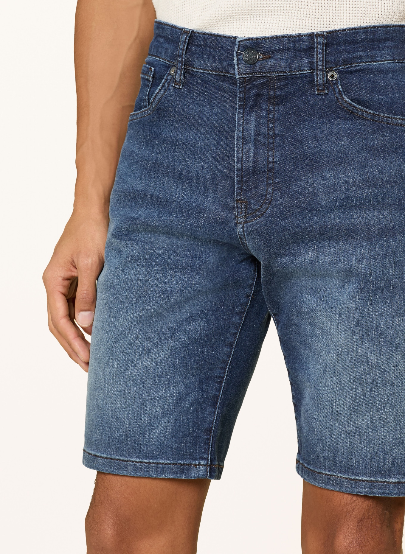 BOSS Jeansshort MAINE Regular Fit: 420 MEDIUM BLUE