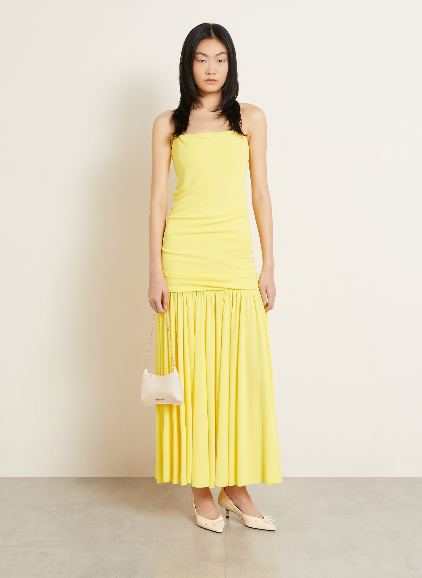 JACQUEMUS Schoudertas LE PETIT BISOU CHAINE: ECRU / ZILVER