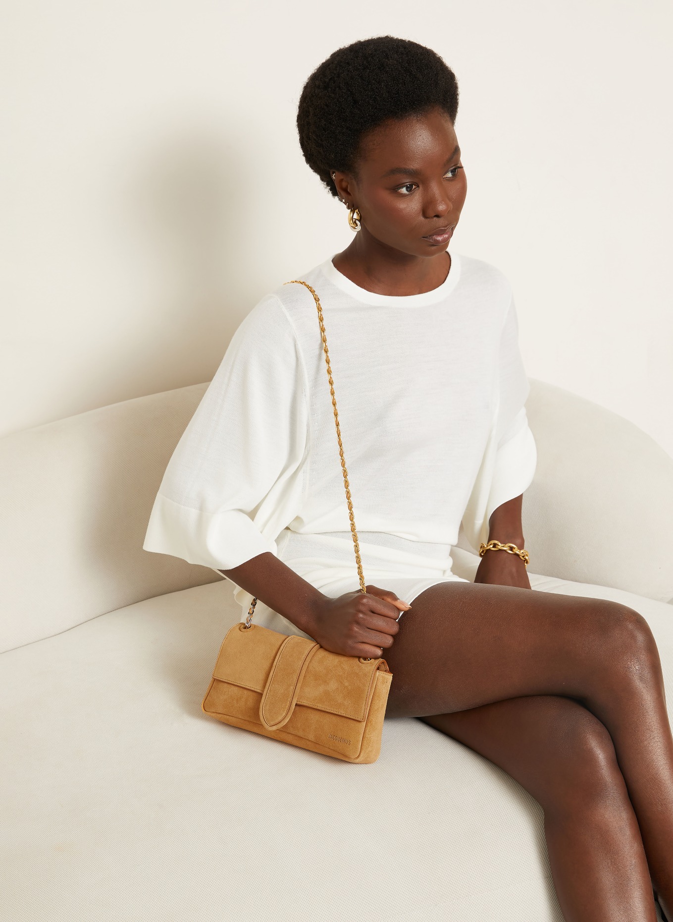 JACQUEMUS Schoudertas LE BAMBINO CHAINE: CAMEL / ZILVER / GOUD