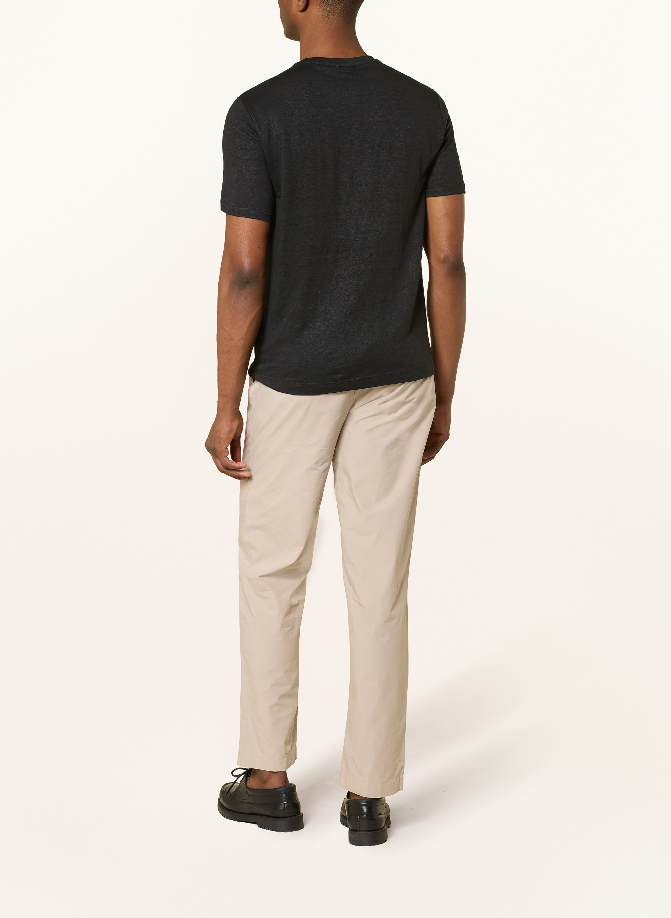 OLYMP T-Shirt aus Leinen: SCHWARZ