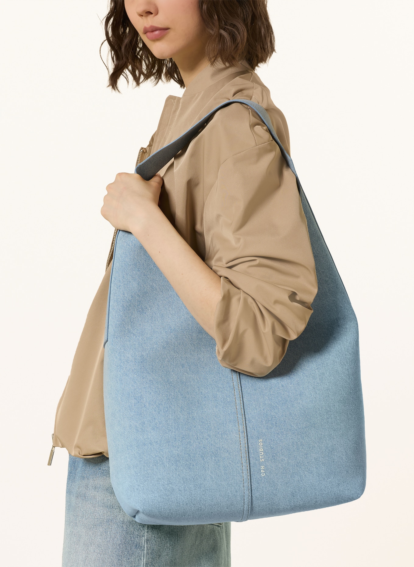 COPENHAGEN STUDIOS Beuteltasche mit Pouch: HELLBLAU / SILBER