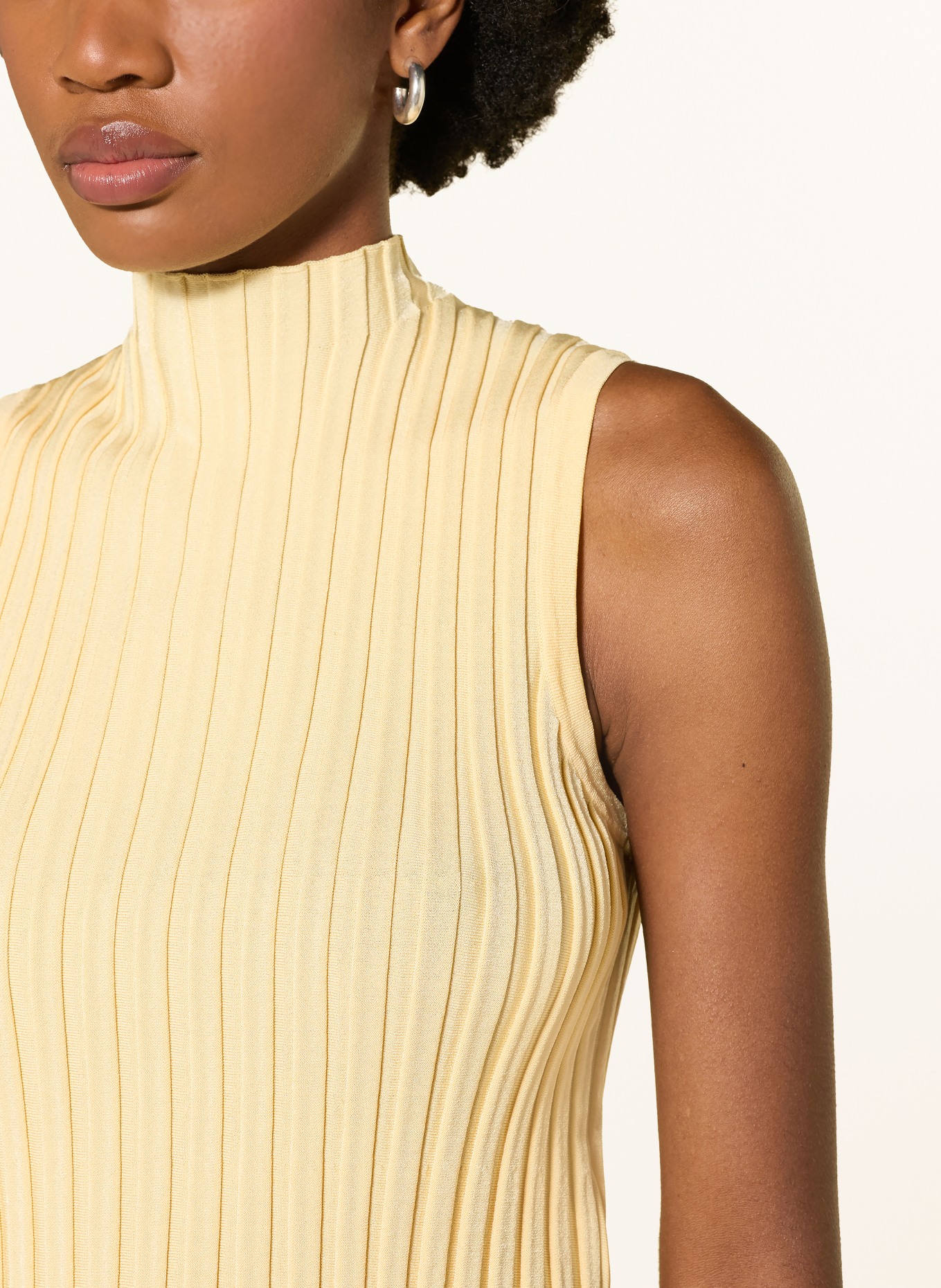 WEEKEND Max Mara Haut: ORANGE CLAIR