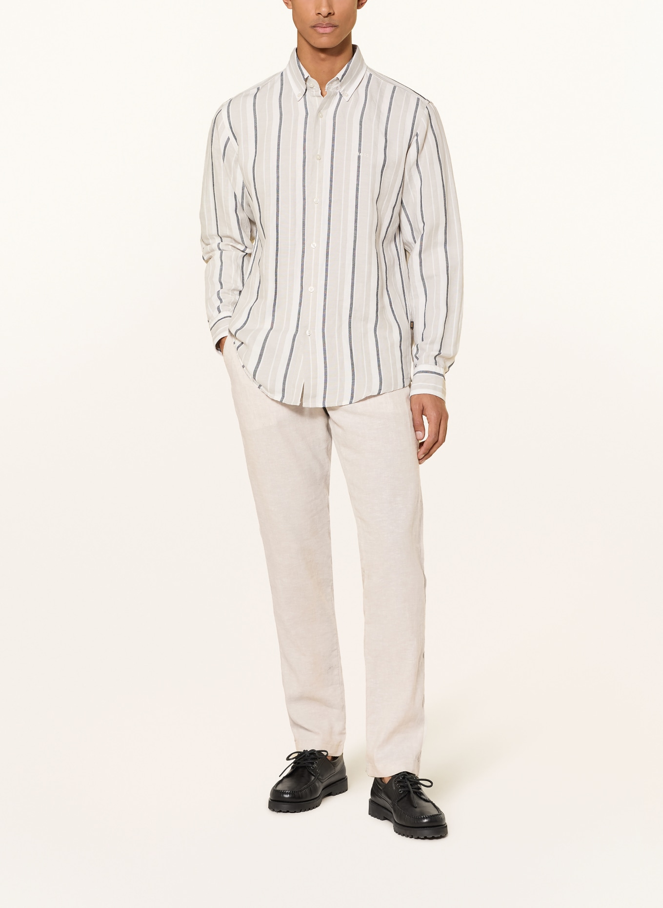 BOSS Leinenchino SANDERSON Regular Fit: HELLGRAU