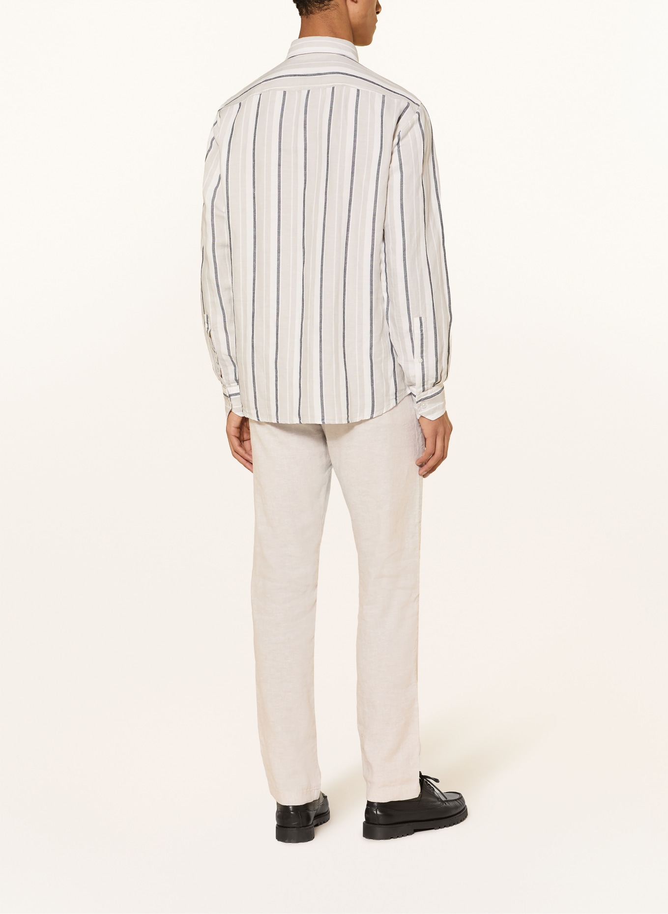 BOSS Leinenchino SANDERSON Regular Fit: HELLGRAU