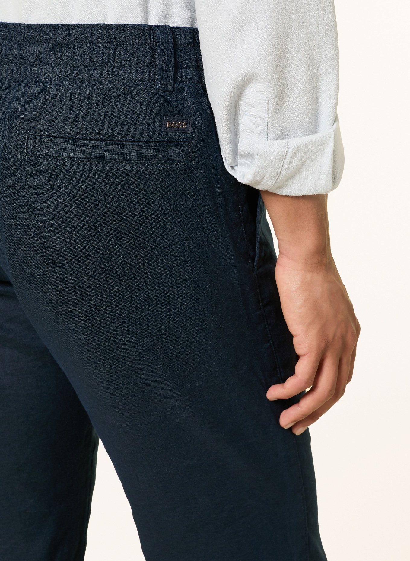 BOSS Leinenchino SANDERSON Regular Fit: DUNKELBLAU