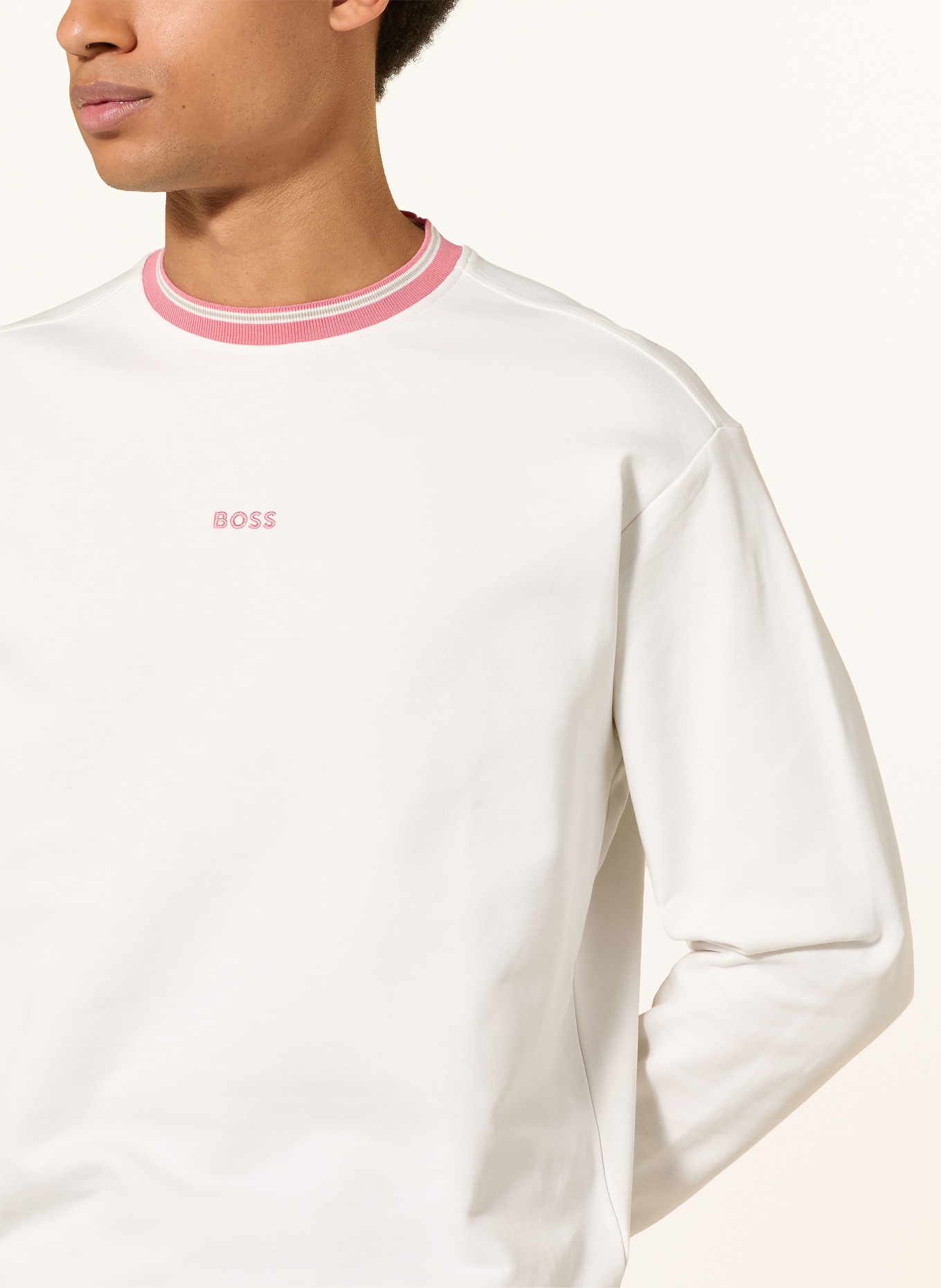 BOSS Sweatshirt WE BLOCKS: CRÈME / ROZE