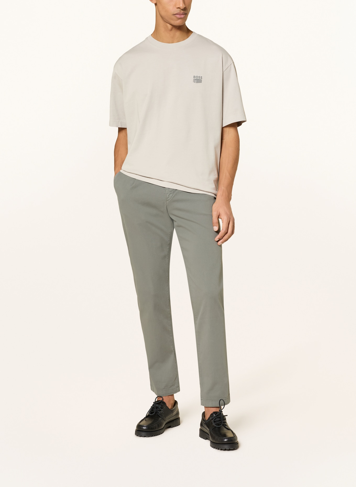 BOSS T-Shirt BRUTALISM: HELLGRAU