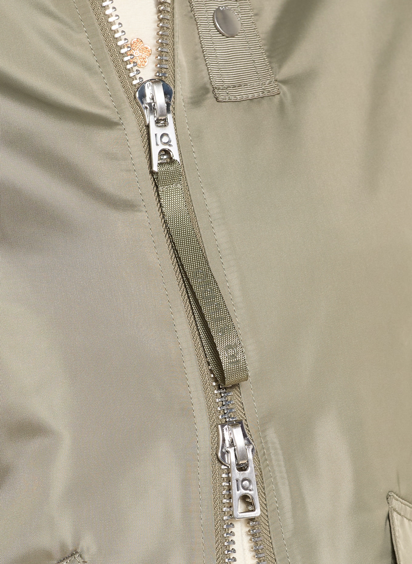 IQ STUDIO Satinblouson: KHAKI