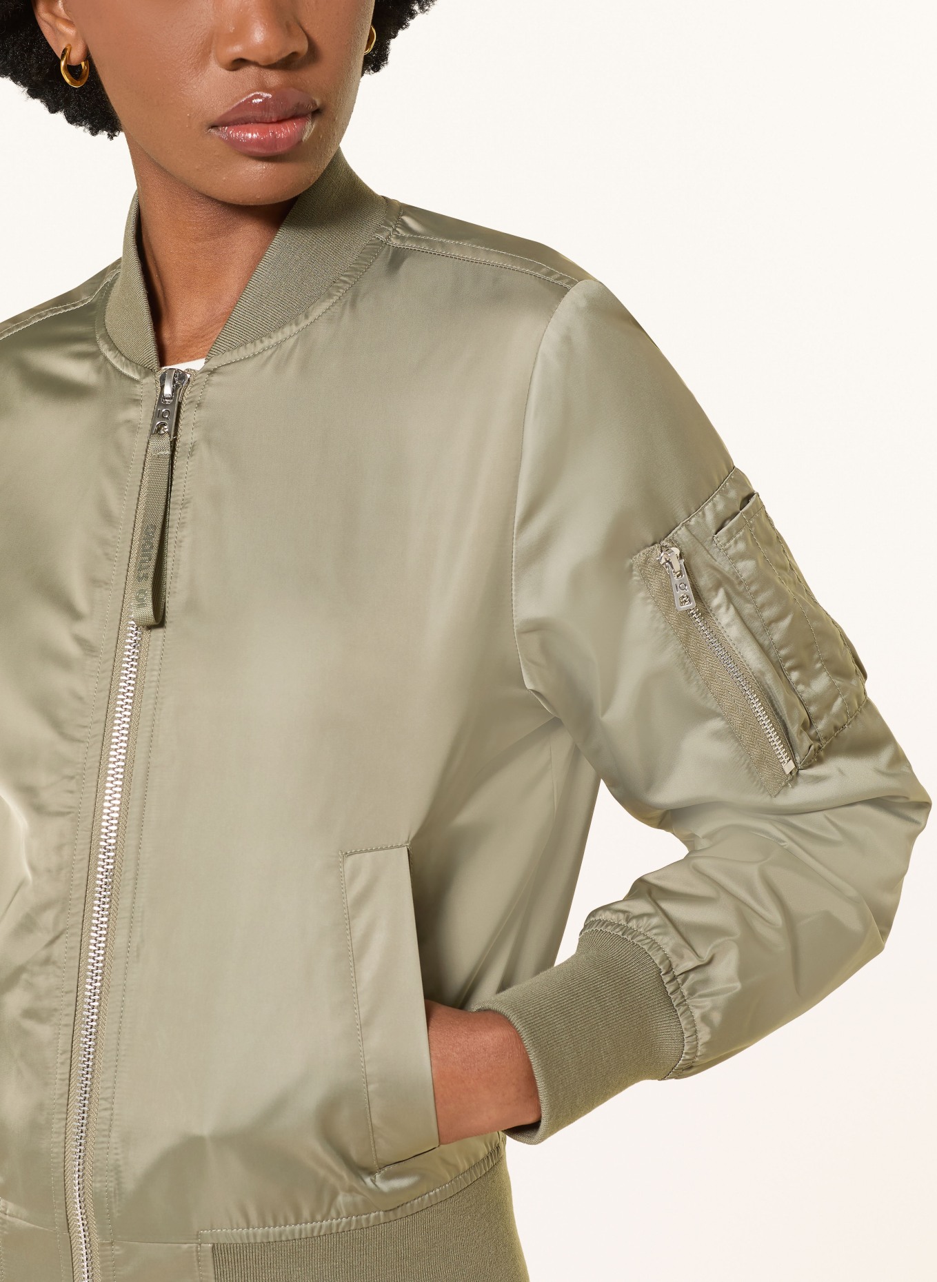 IQ STUDIO Satinblouson: KHAKI