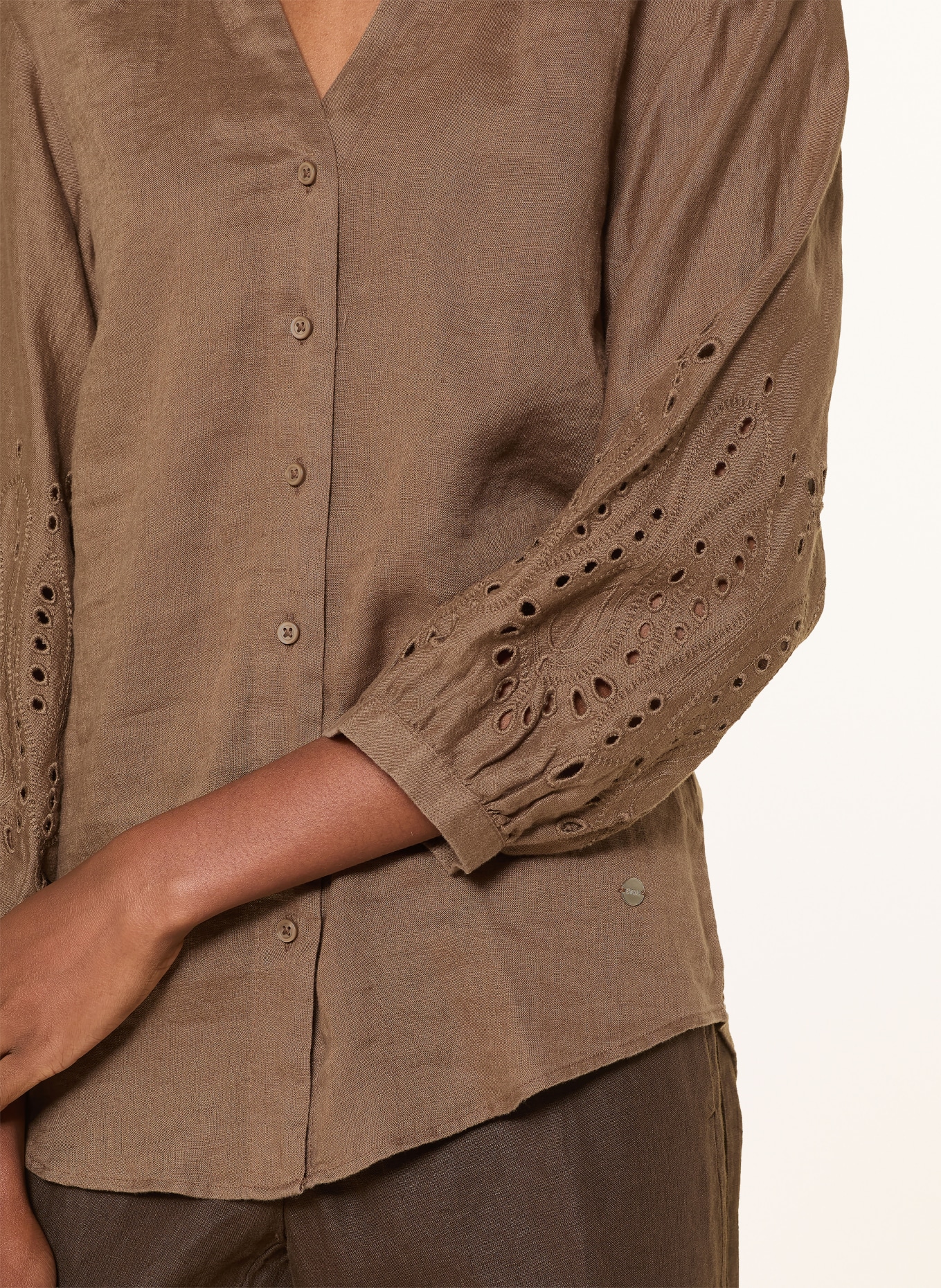 BRAX Linnen blouse VELIA met opengewerkte kant: BRUIN