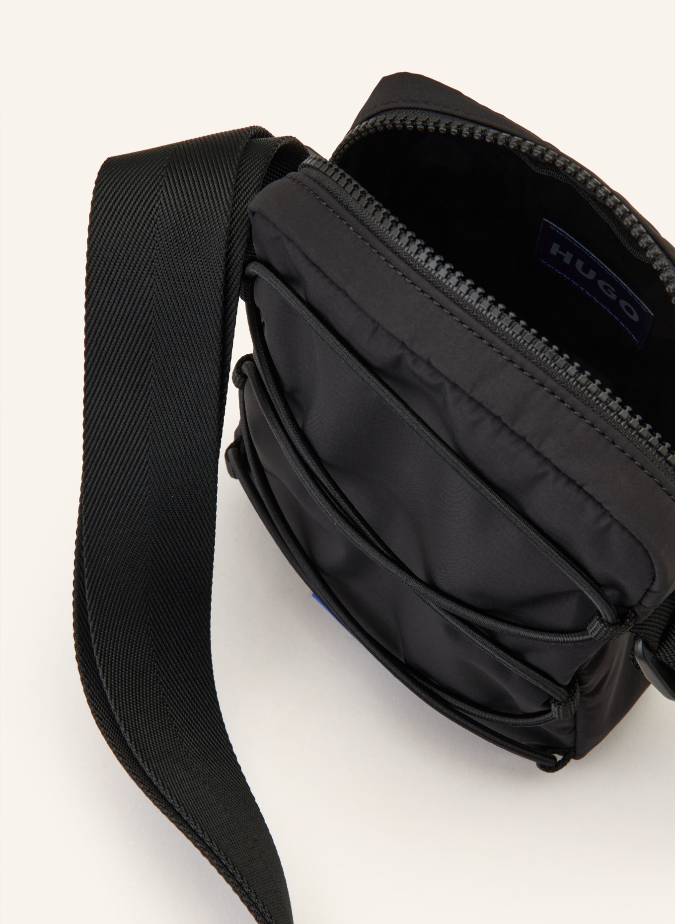 HUGO VYTAL Shoulder Bag: BLACK