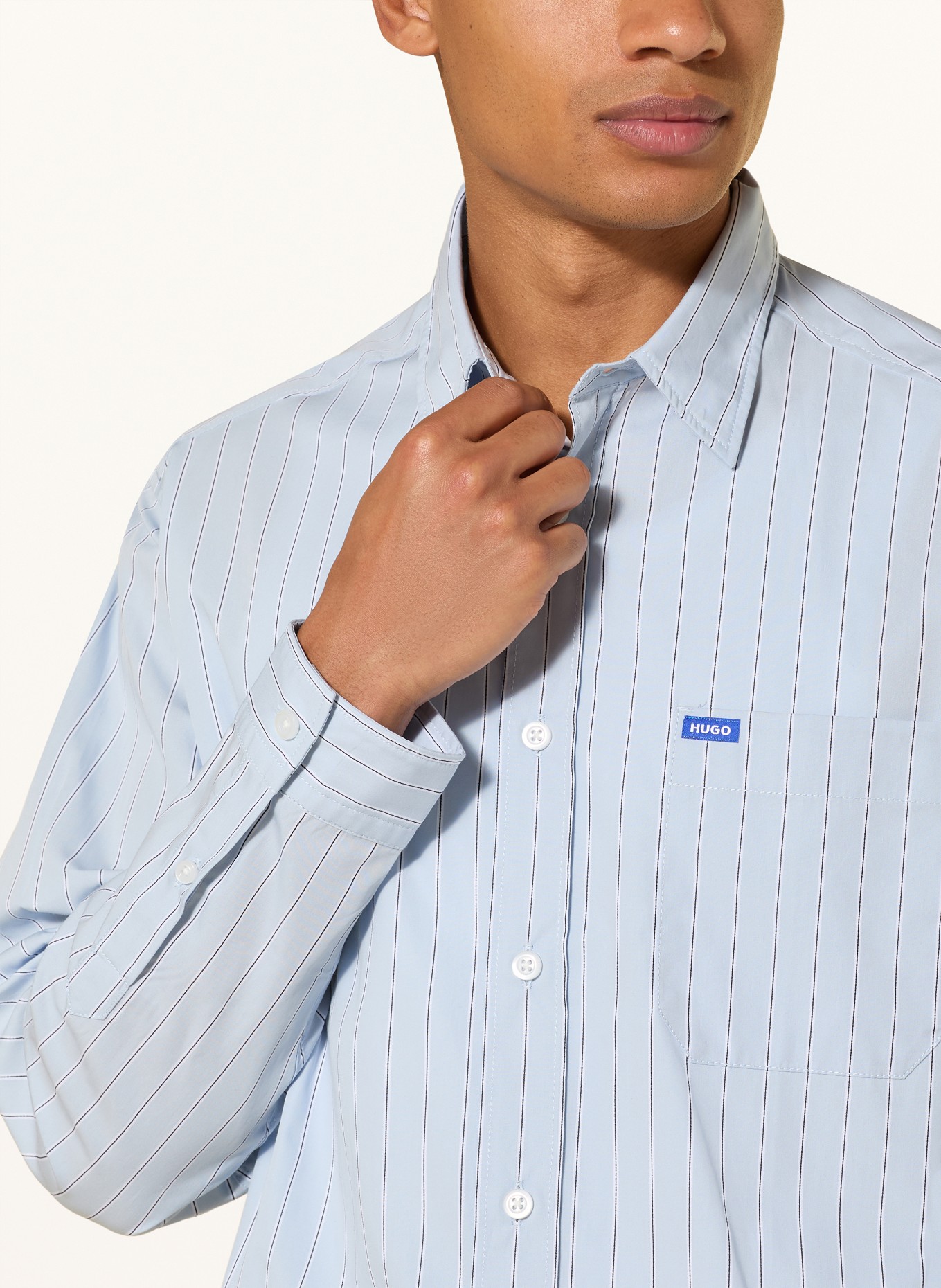 HUGO Hemd EBALTO Comfort Fit: HELLBLAU / WEISS / SCHWARZ