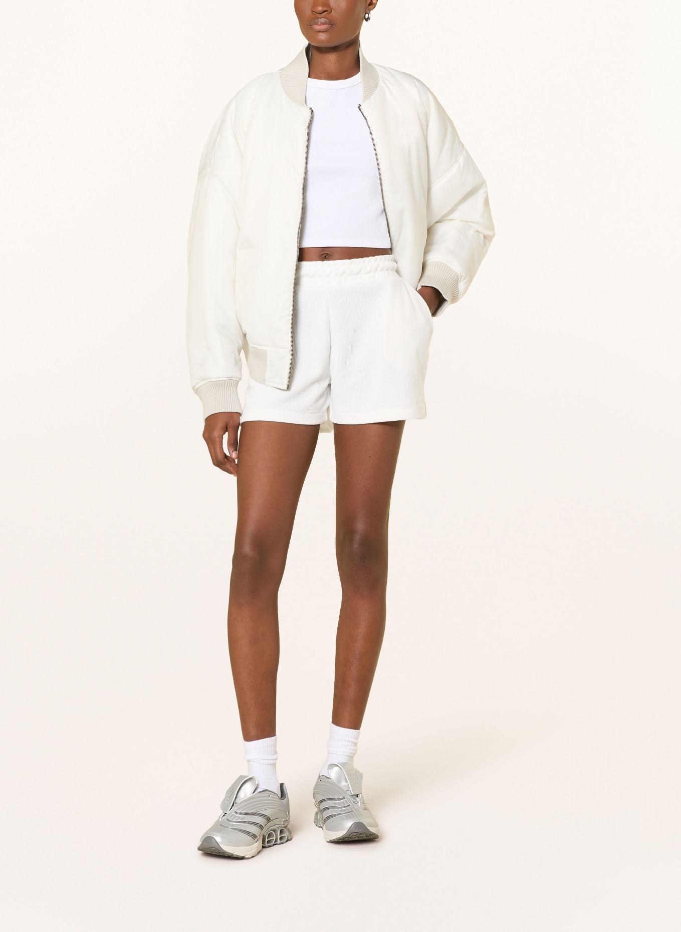 PEGADOR Sweatshorts NOLI: ECRU