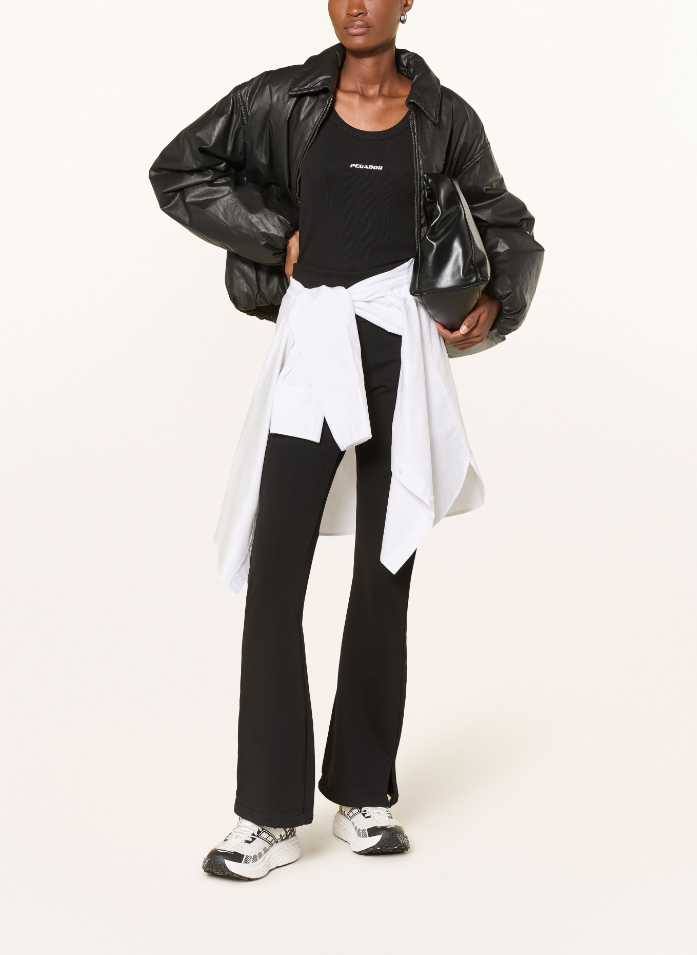 PEGADOR Najlepsze CESIS: CZARNY