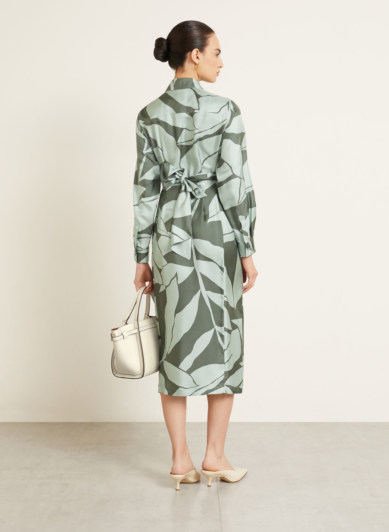 Max Mara Overhemdjurk ROBINIA van satijn: LICHTGROEN / GROEN