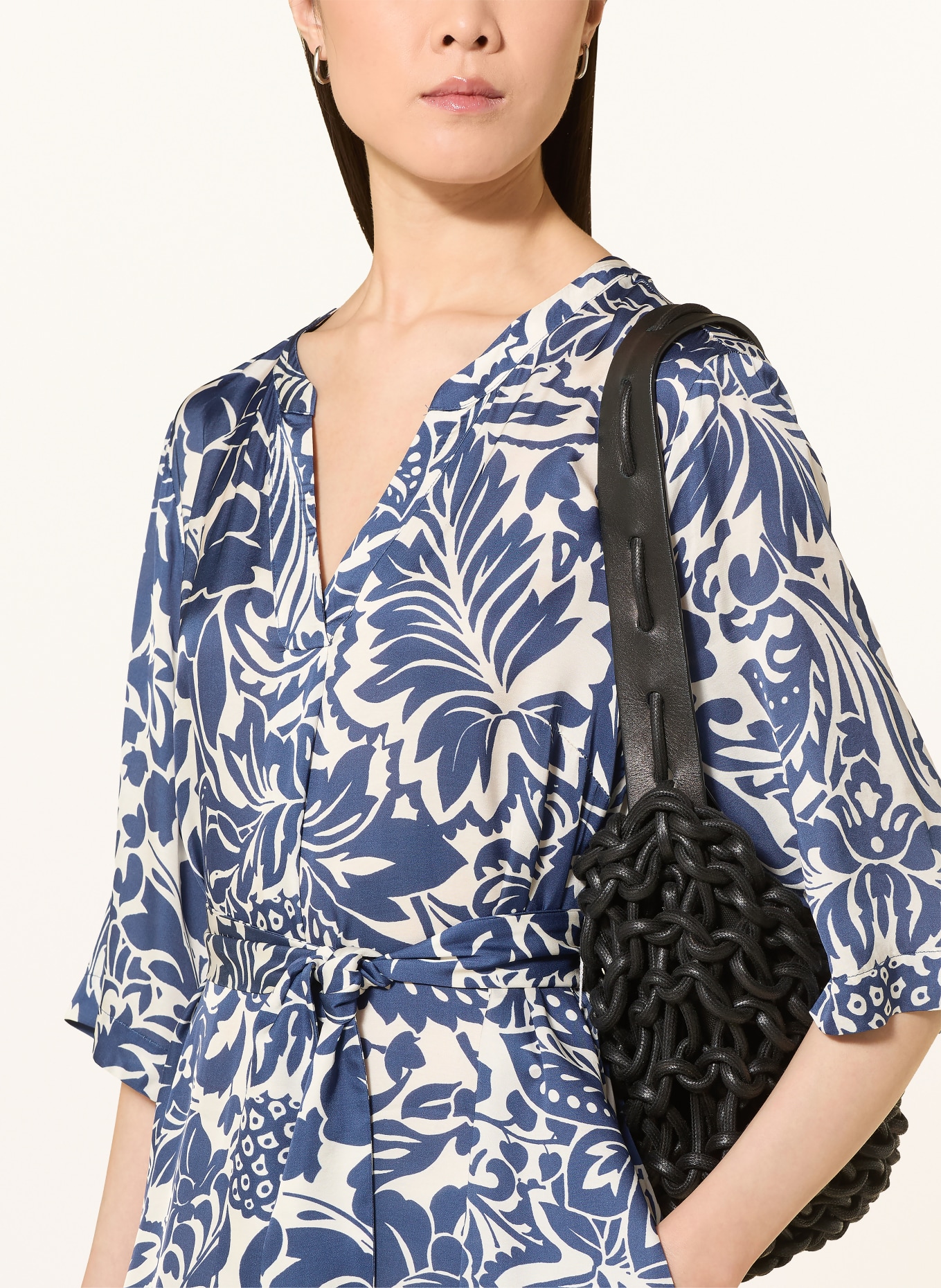 White Label Satinkleid mit 3/4-Arm: DUNKELBLAU / ECRU / ROT