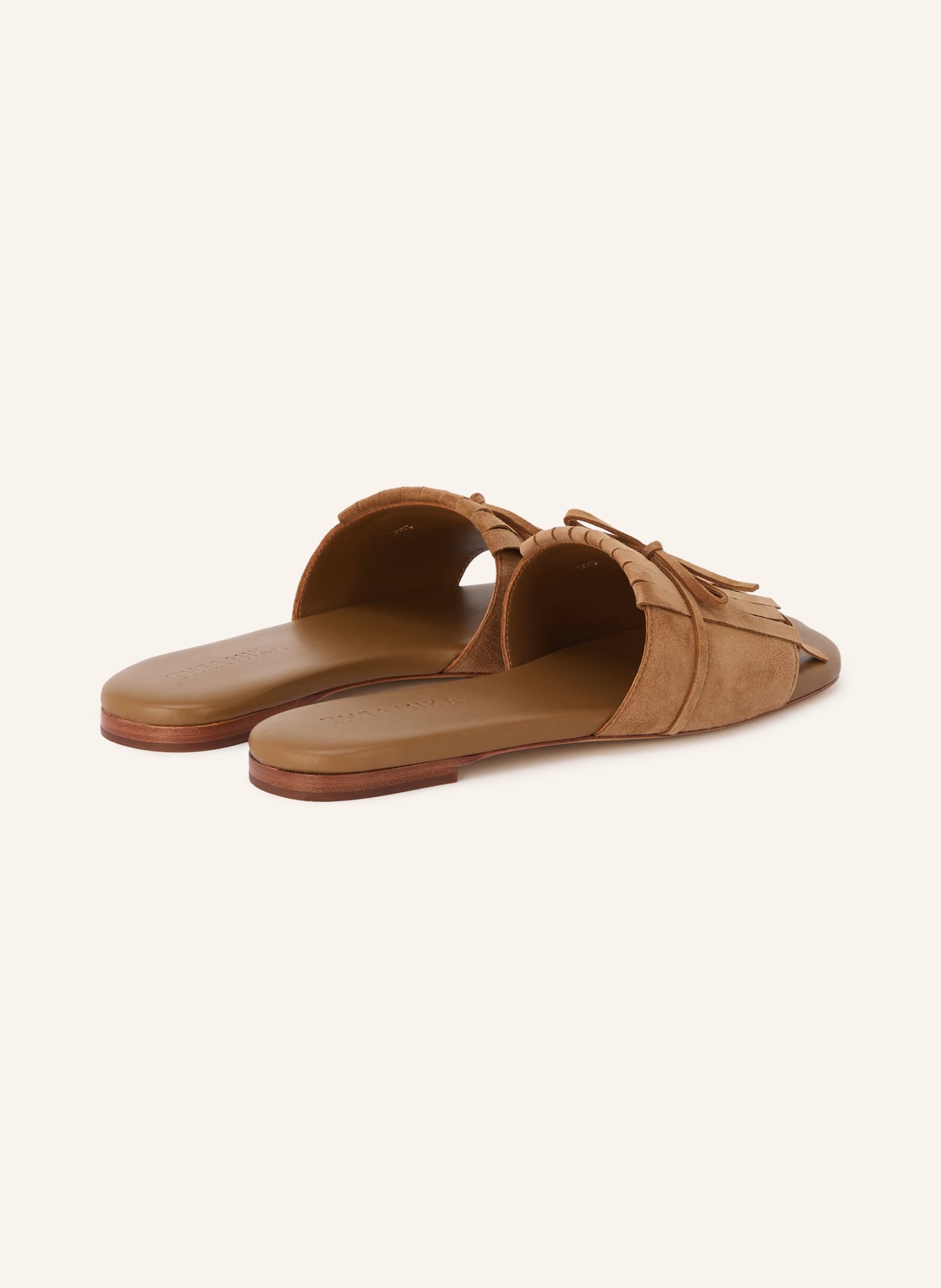 THEA MIKA Pantoletten SONG: CAMEL