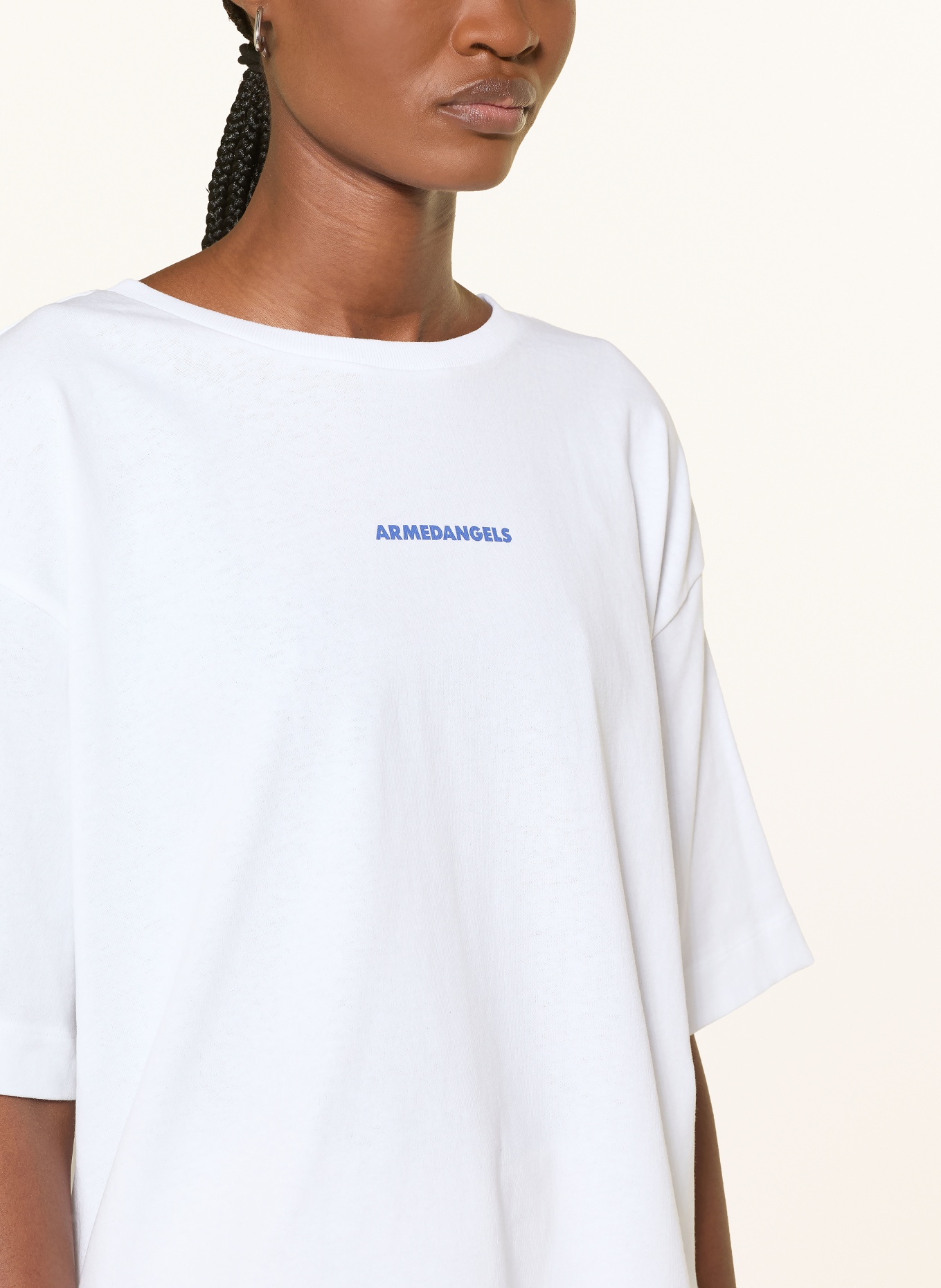 ARMEDANGELS T-shirt GIANNAA CHAANGE: WIT / BLAUW