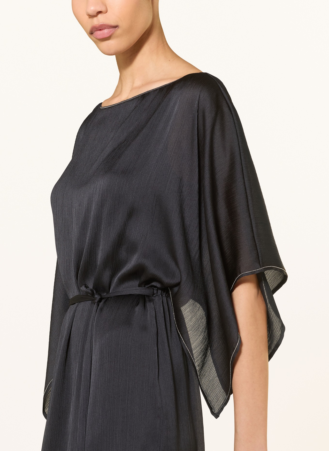 PESERICO Satijnen jurk met 3/4-mouwen en strass-steentjes: ZWART