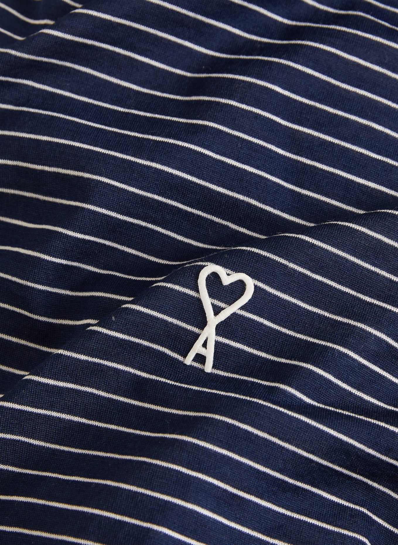 AMI PARIS T-Shirt: DUNKELBLAU / WEISS