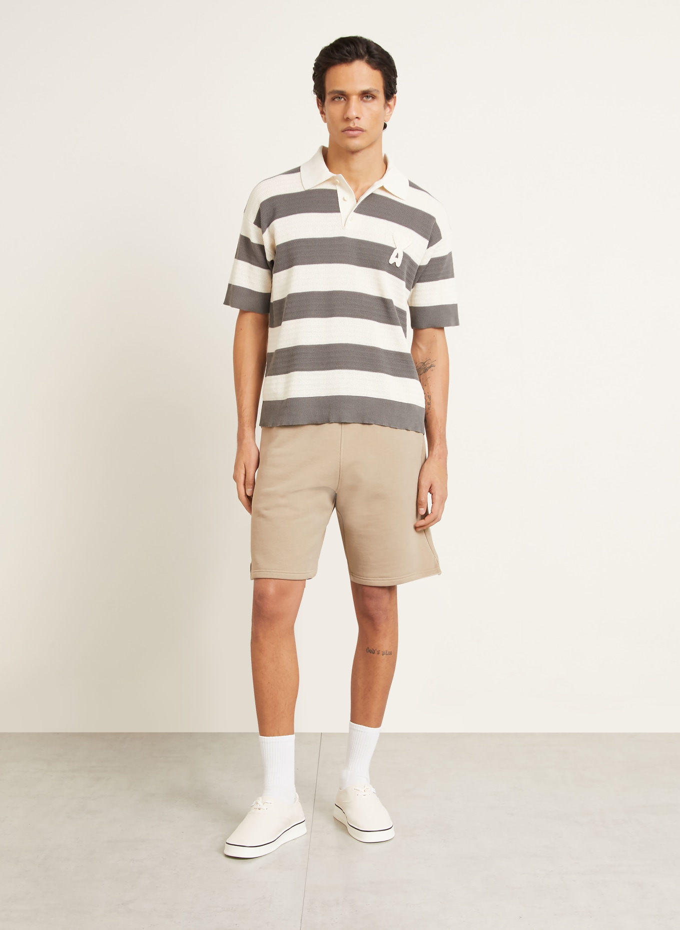 AMI PARIS Sweatshorts: BEIGE