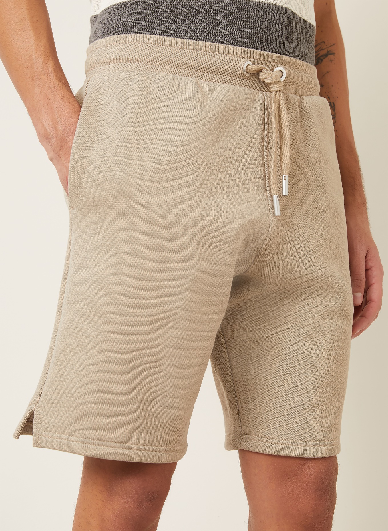 AMI PARIS Sweatshorts: BEIGE