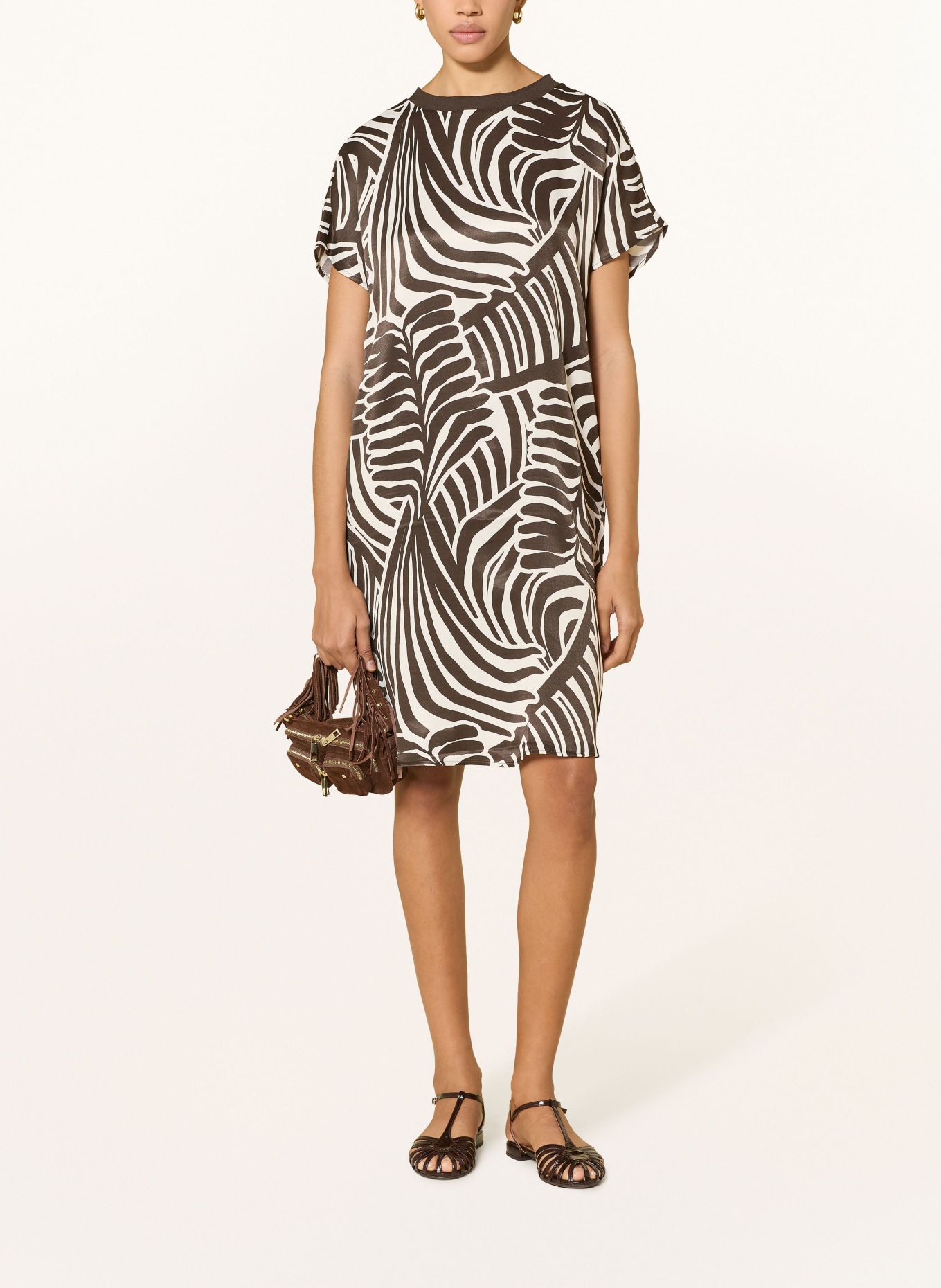 oui Jurk: MARRON FONCÉ / CRÈME