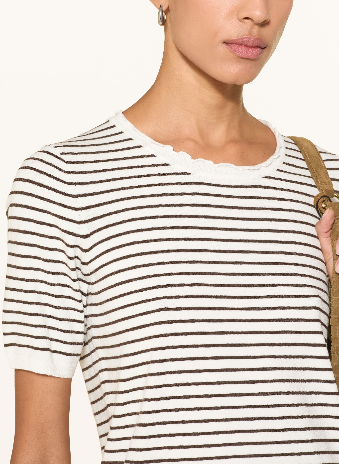 oui Knit shirt: WHITE / DARK BROWN