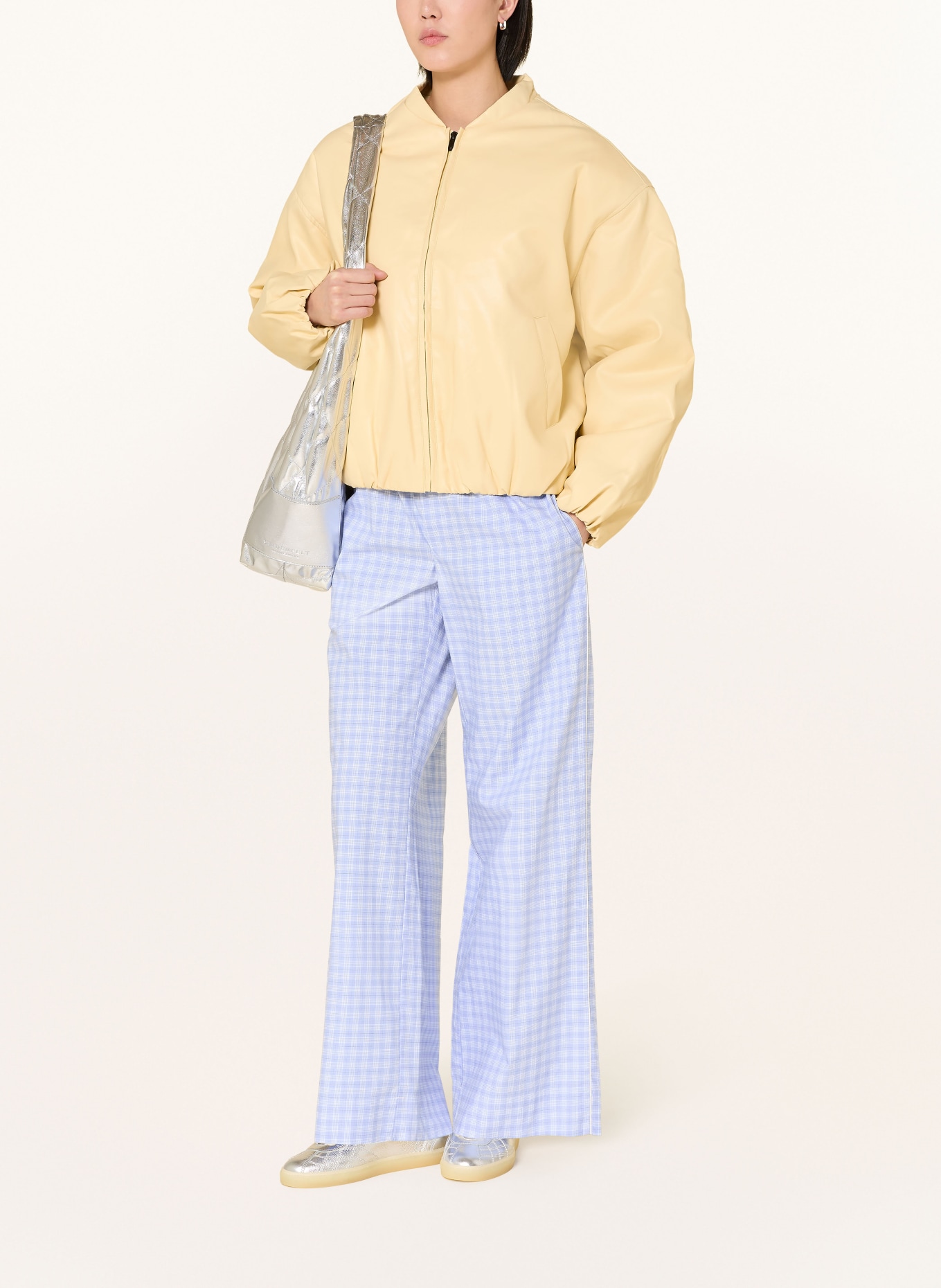 another COTTON LAB Blouson aspect cuir: JAUNE CLAIR