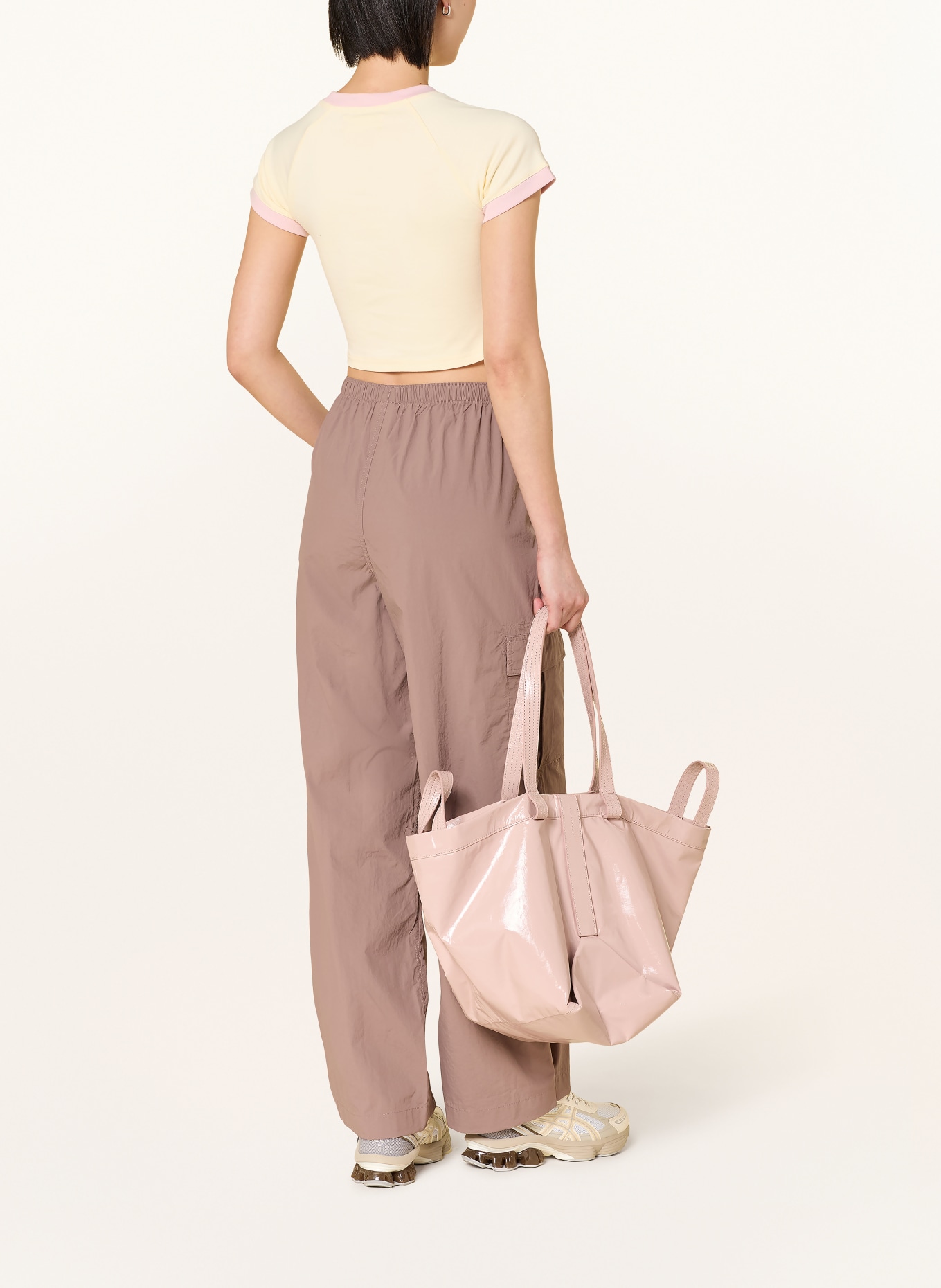 another COTTON LAB Cropped-Shirt POST PILATES: CREME / HELLROSA