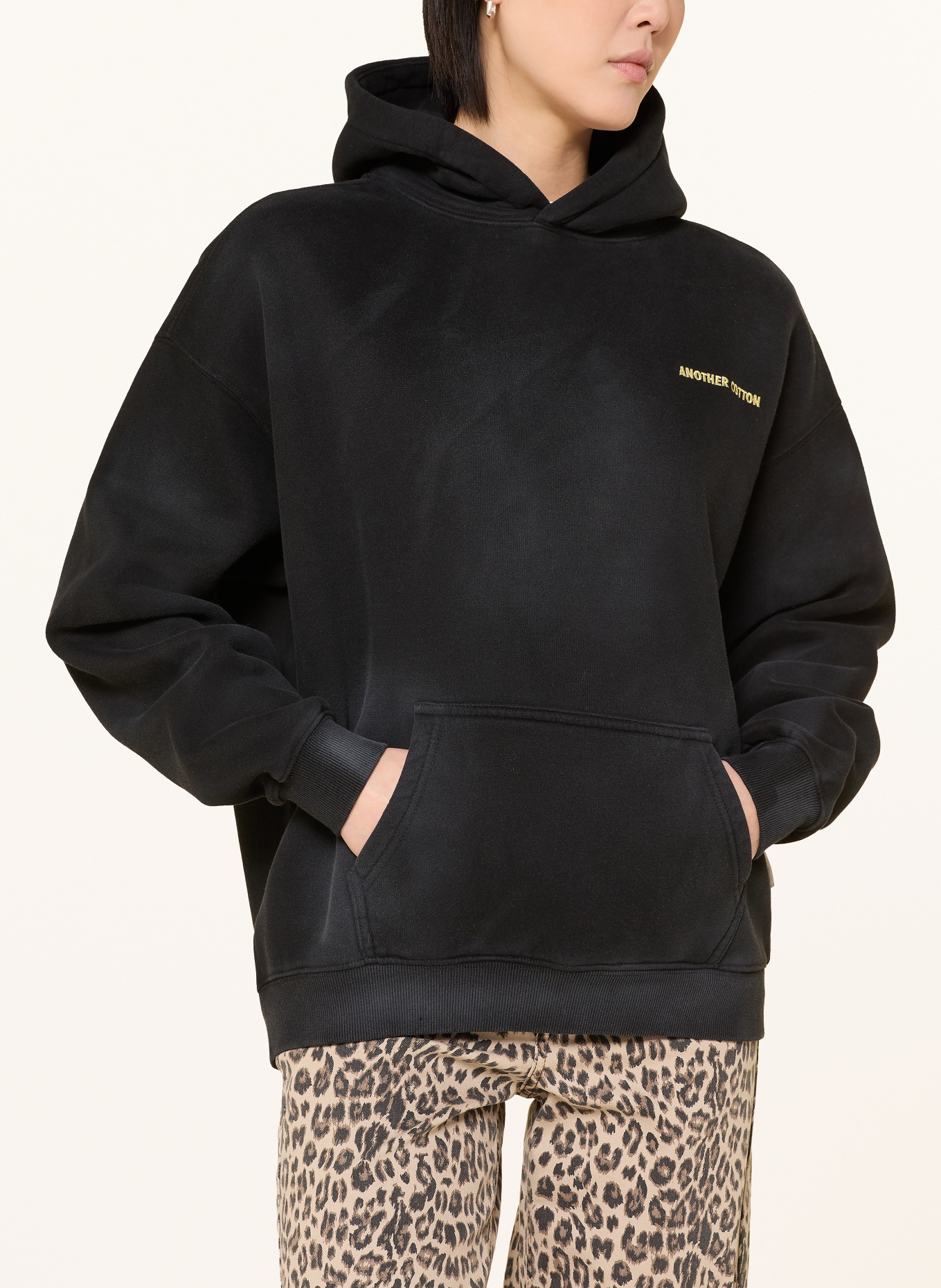 another COTTON LAB Sweat à capuche POST PILATES WASHED: NOIR