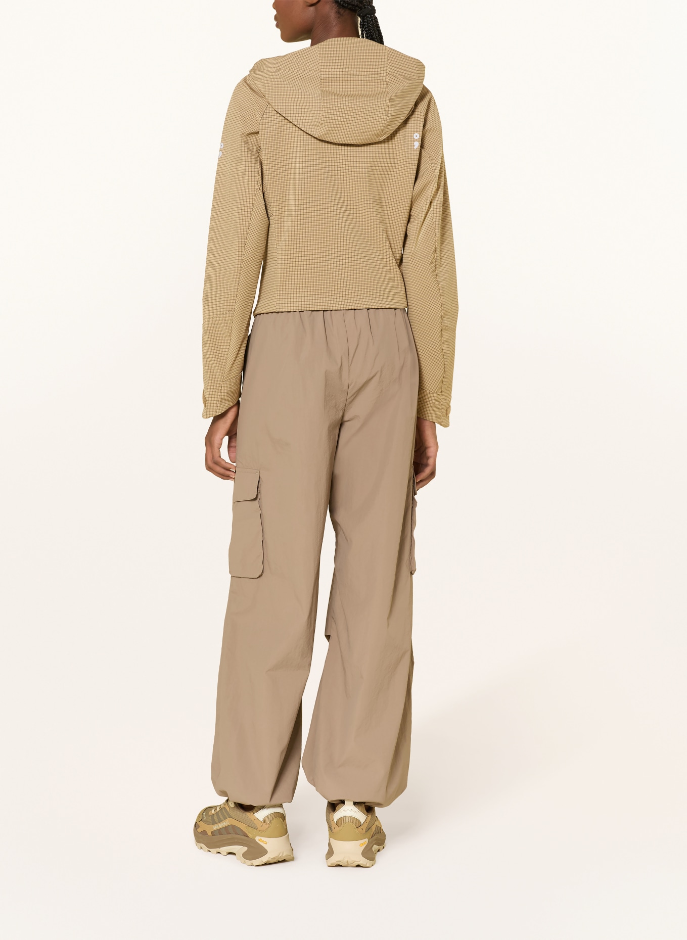 me°ru' Softshellová bunda NANCY P: BÉŽOVÁ