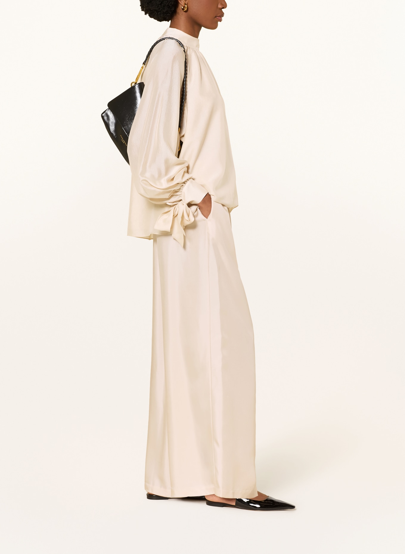 Alcidia da Veiga Silk flared pants: ECRU