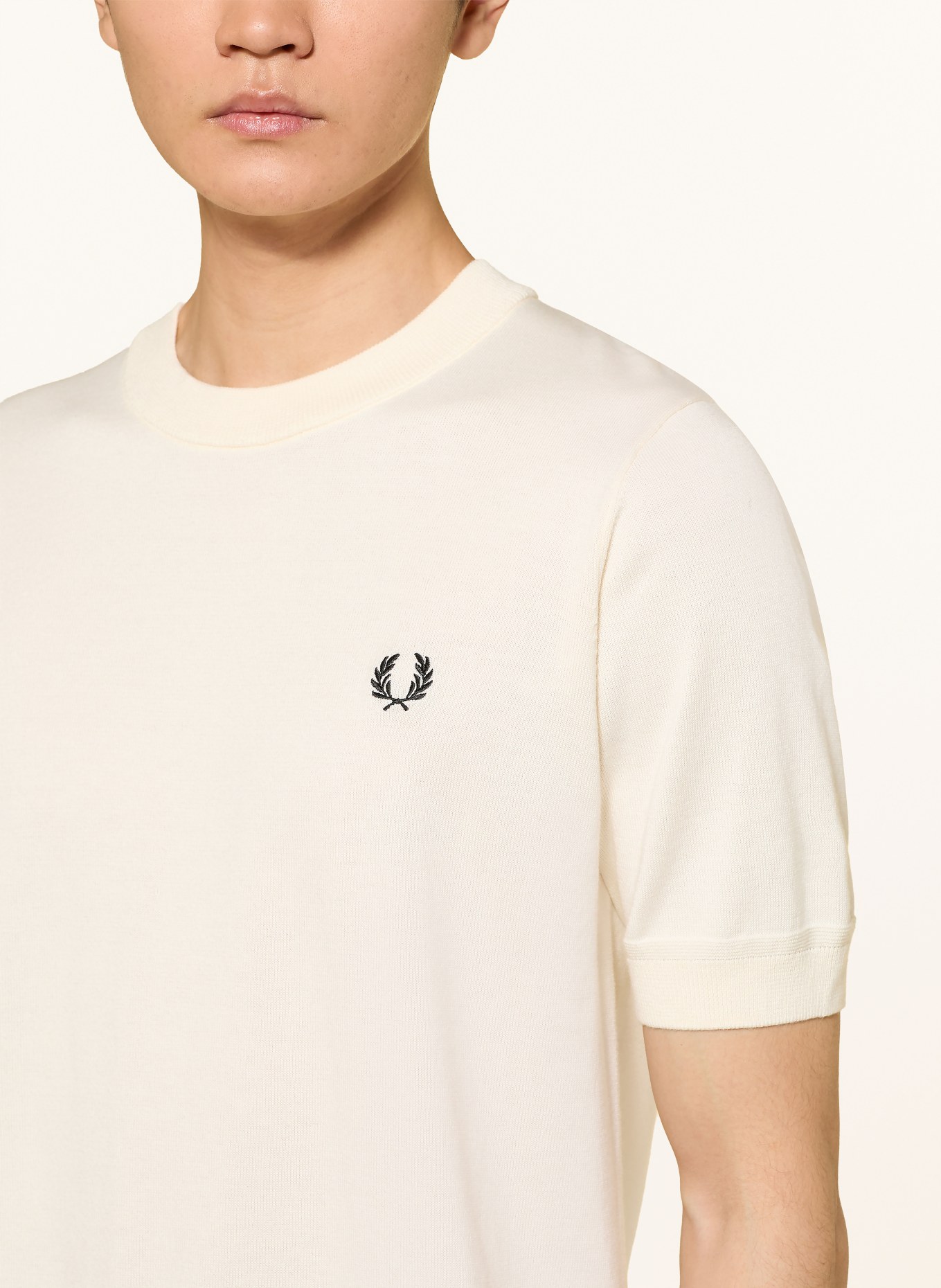 FRED PERRY T-Shirt: ECRU / SCHWARZ