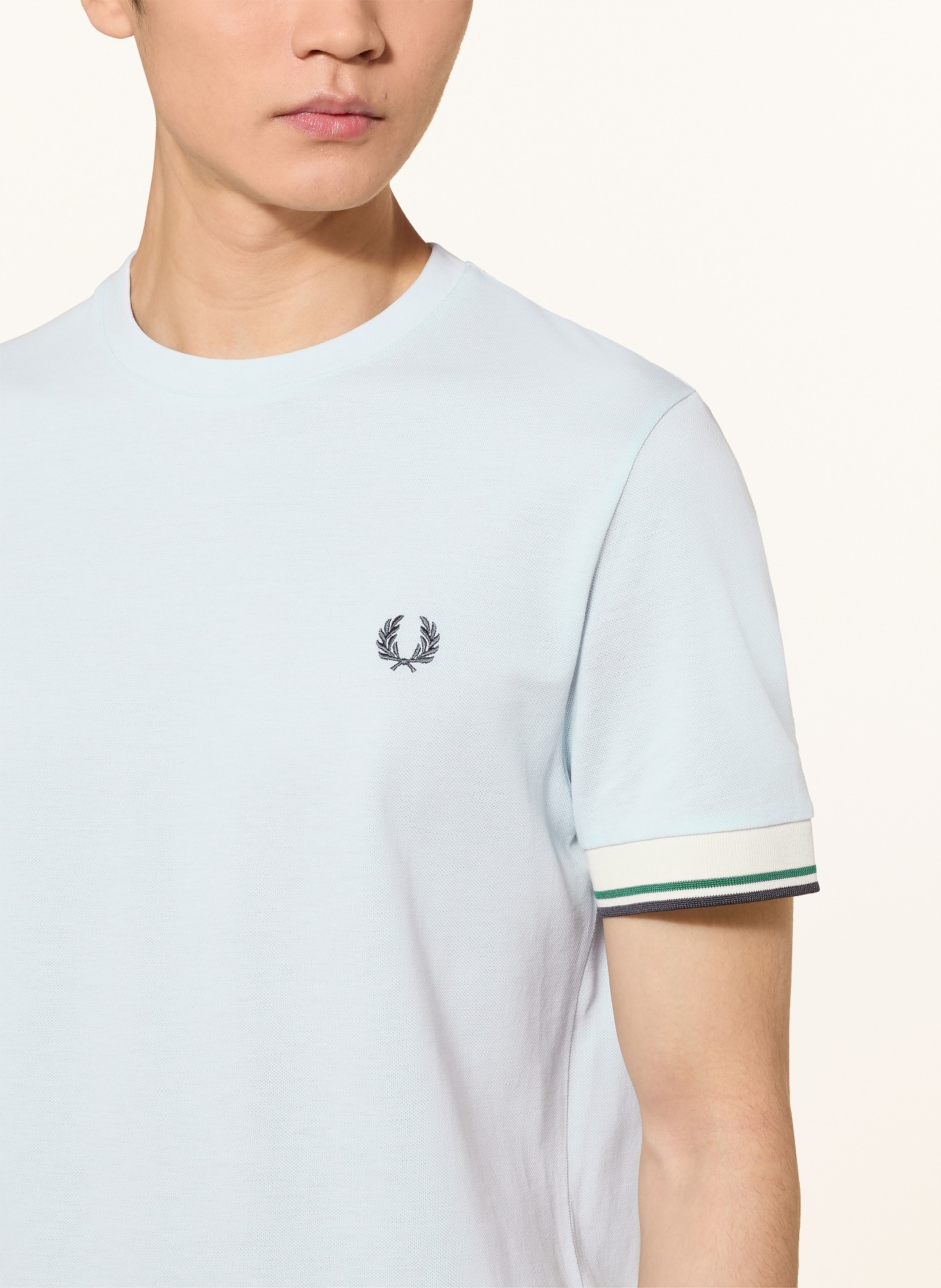 FRED PERRY T-Shirt: HELLBLAU / GRÜN / SCHWARZ