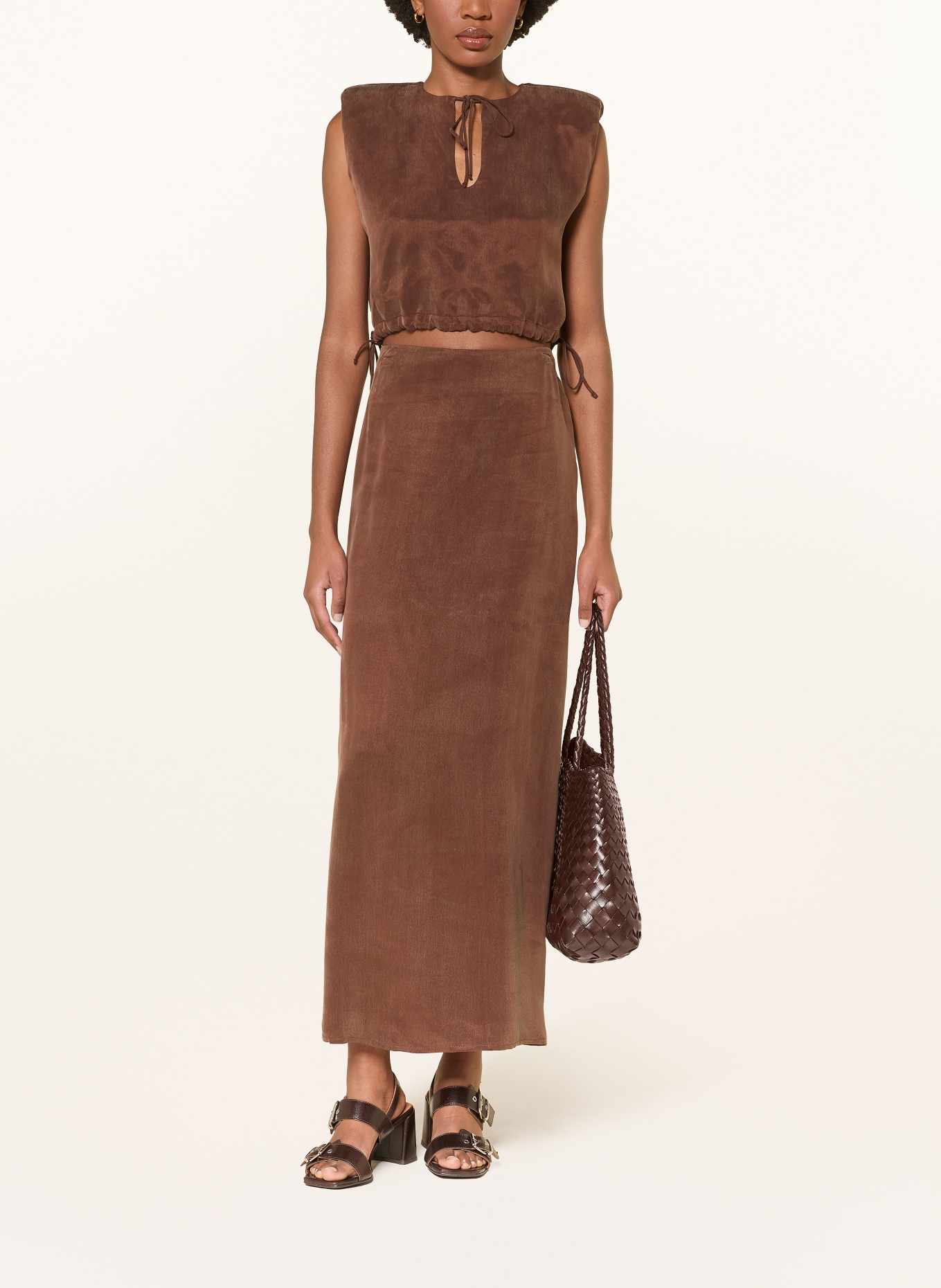 UNDRESS CODE MARY JANE skirt: BROWN