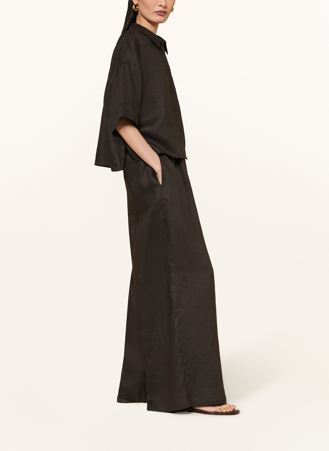 DRYKORN Marlenehose DWINDLE aus Leinen: DUNKELBRAUN