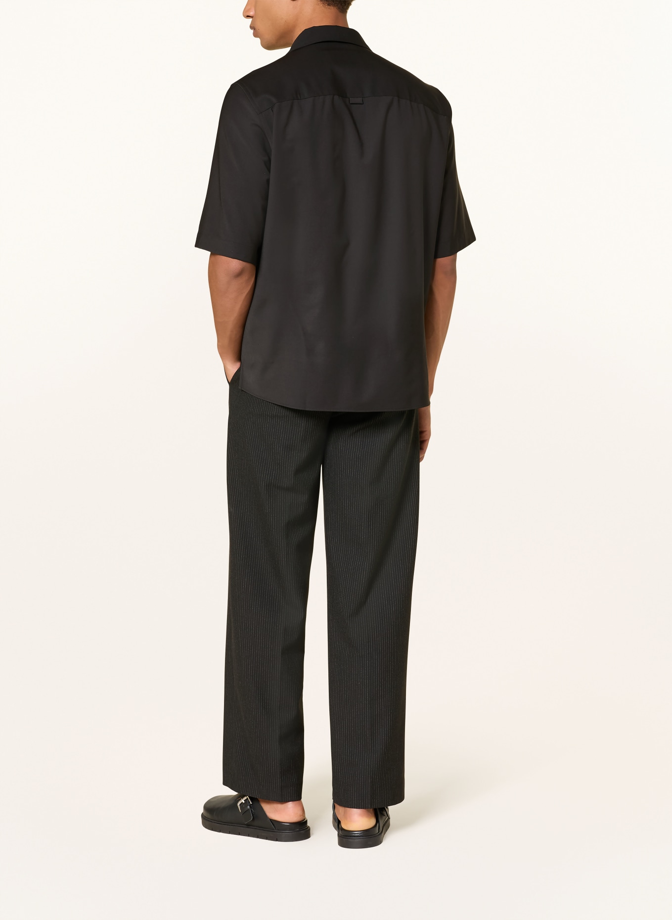 studio seidensticker chemise de villégiature: NOIR