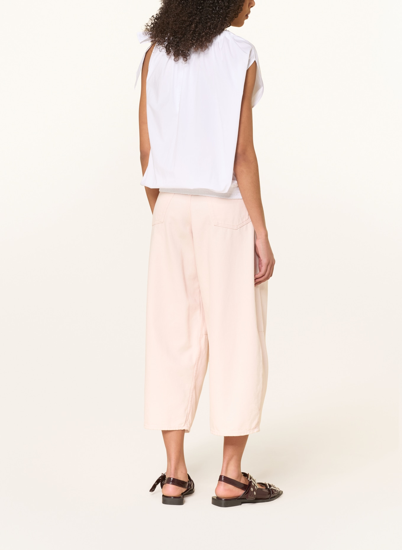 ESSENTIEL ANTWERP Top asymétrique JAYLAH: BLANC