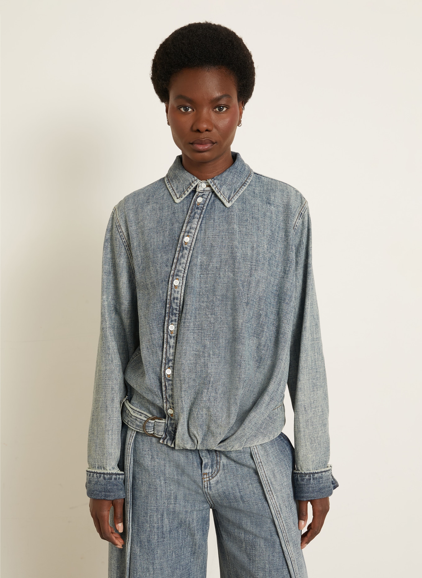 LOEWE spijkerjasje: 6395 WASHED DENIM