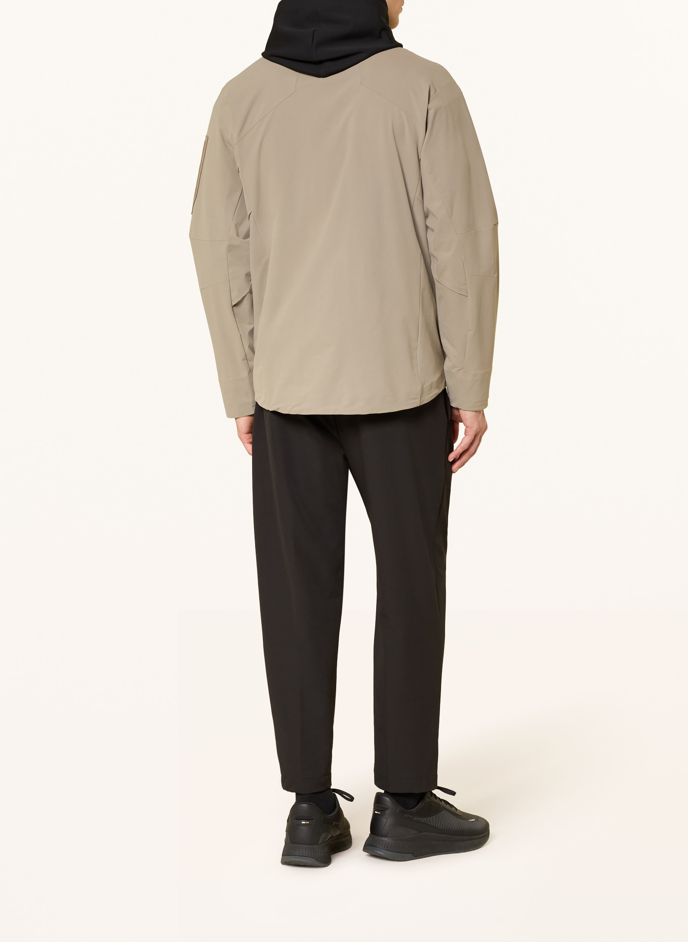 BOSS Regenjacke GLOBE HEXA: KHAKI / SCHWARZ