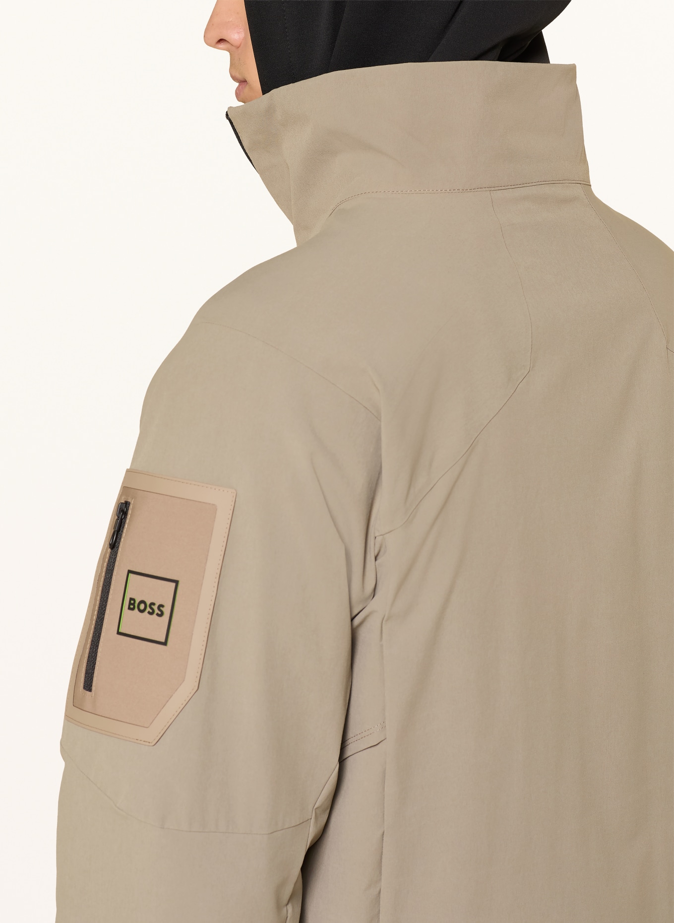 BOSS Regenjacke GLOBE HEXA: KHAKI / SCHWARZ