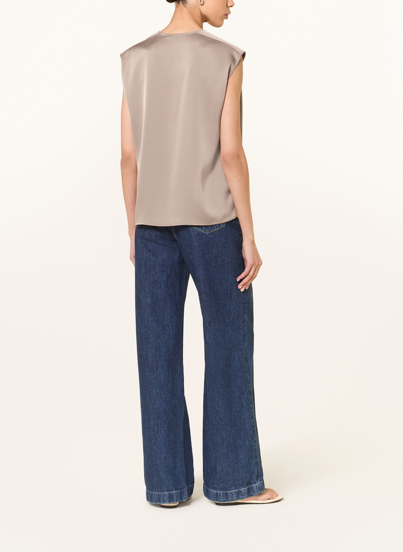 windsor. Blusentop: TAUPE