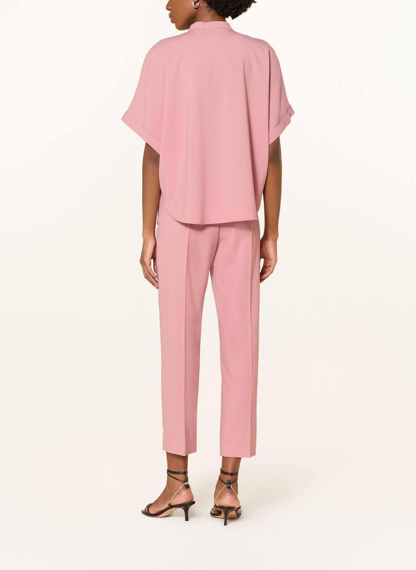 windsor. Bluse: ALTROSA