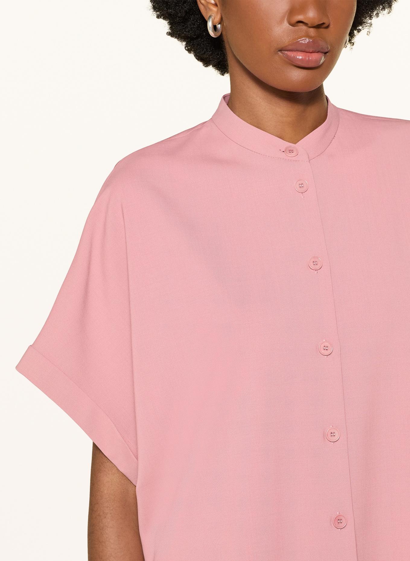 windsor. Bluse: ALTROSA