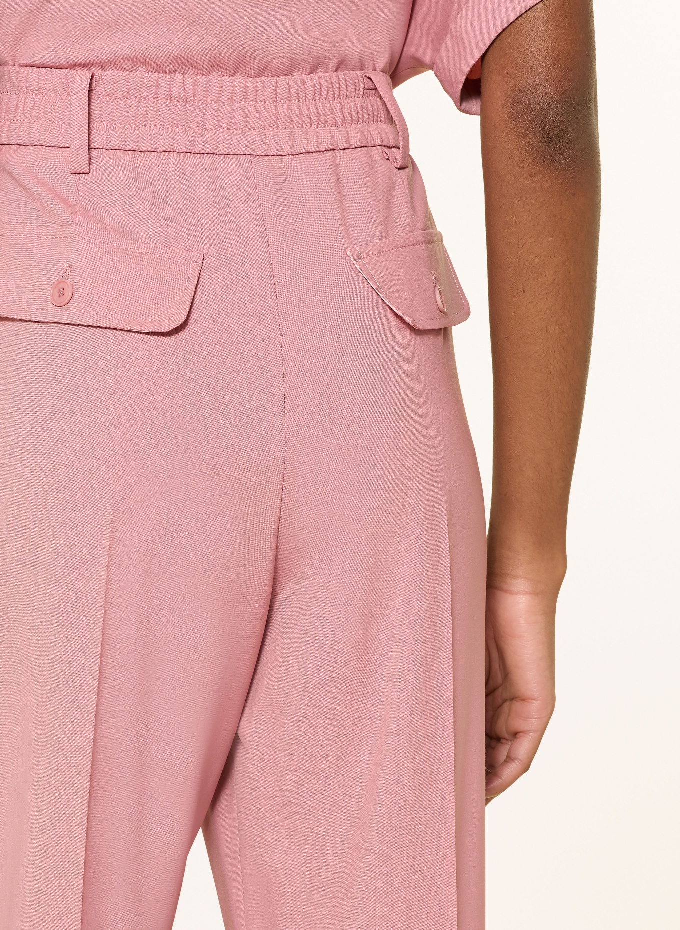 windsor. 7/8-Hose: ALTROSA