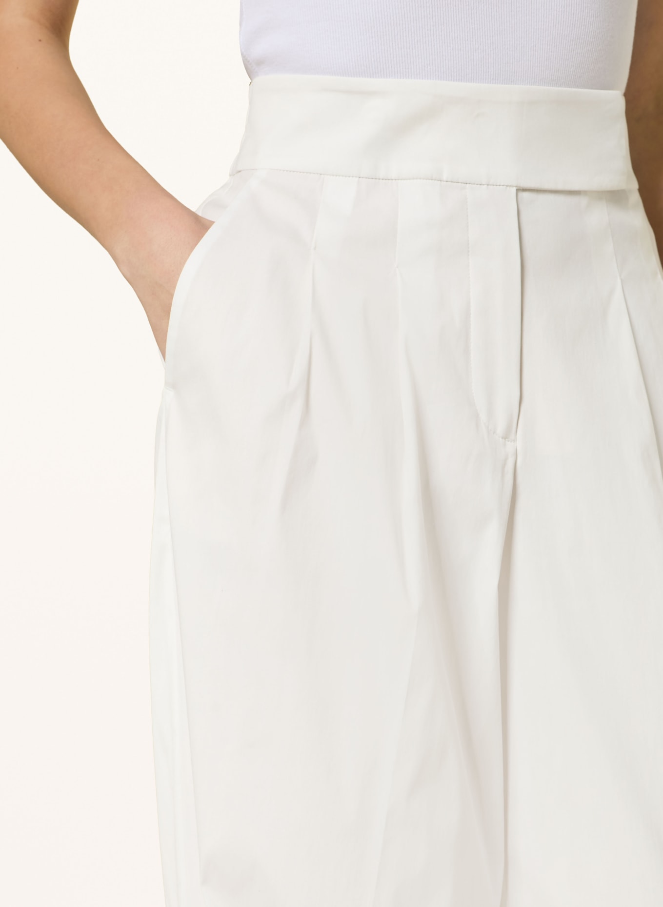 windsor. Marlenehose: WEISS