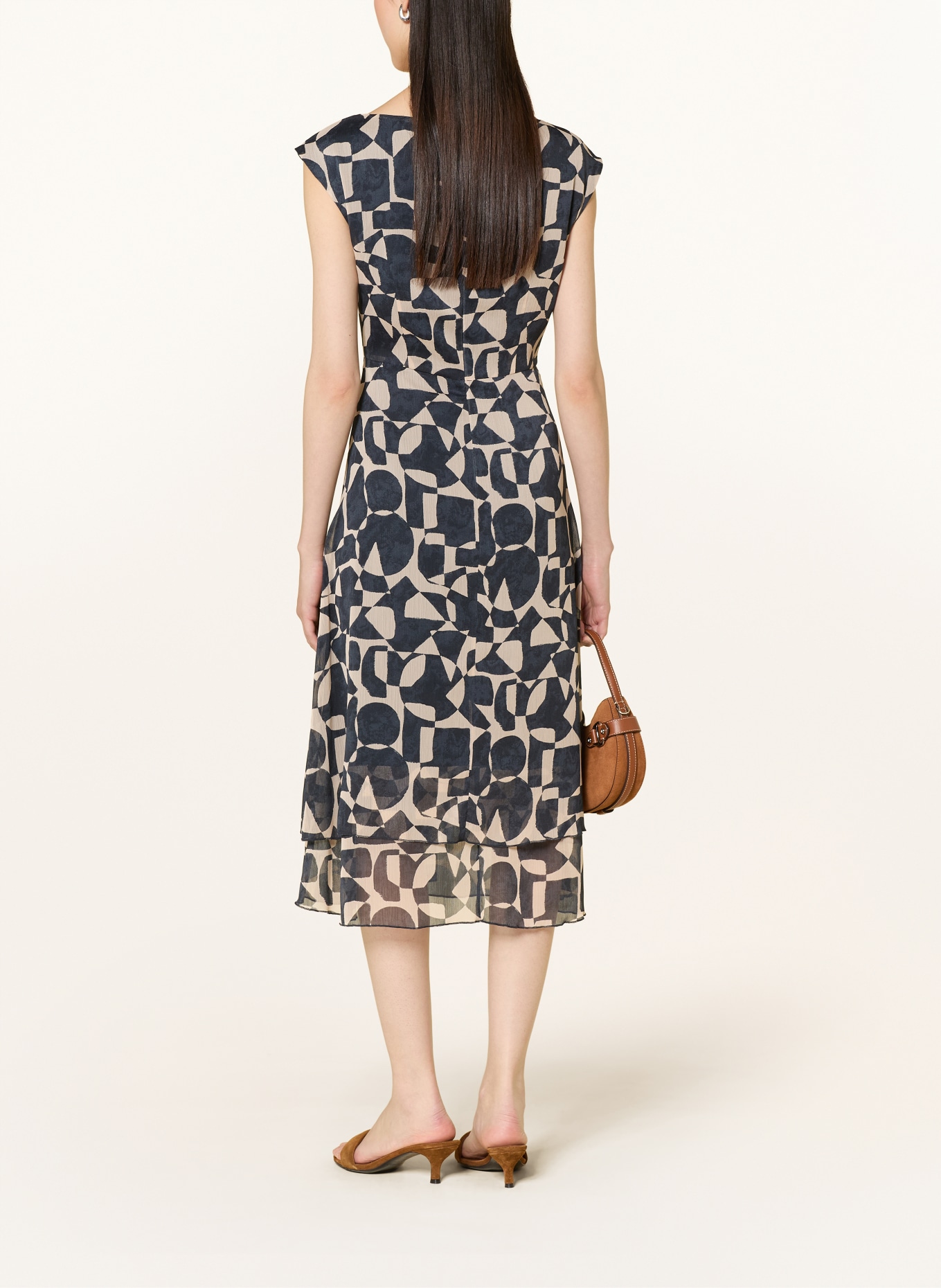 BETTY&CO Kleid: DUNKELBLAU / BEIGE